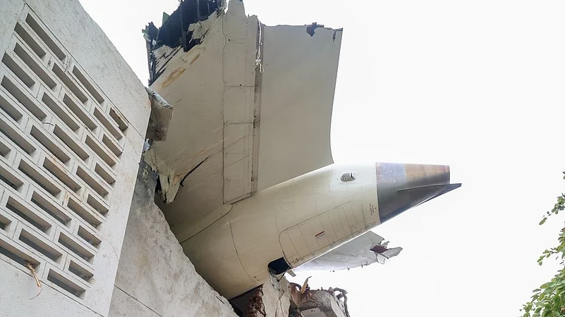 Crash site smoke and fire